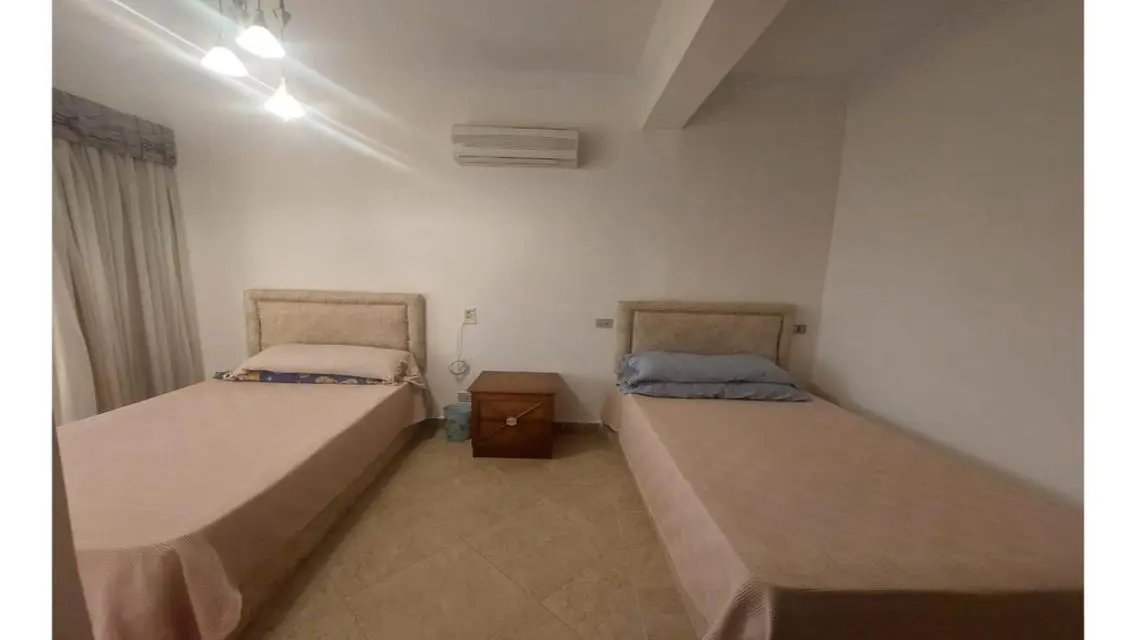 للبيع فيلا بمارينا 5 اول صف بحيره رمليه           