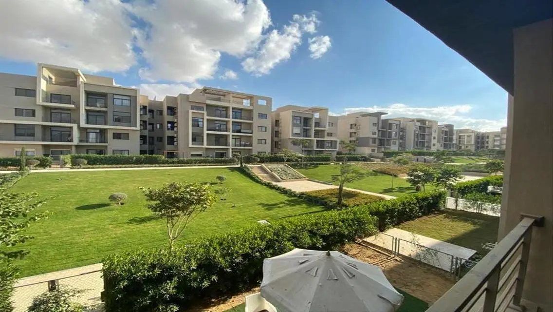 Nice Apartment for rent in Fifth Square Al Marasem