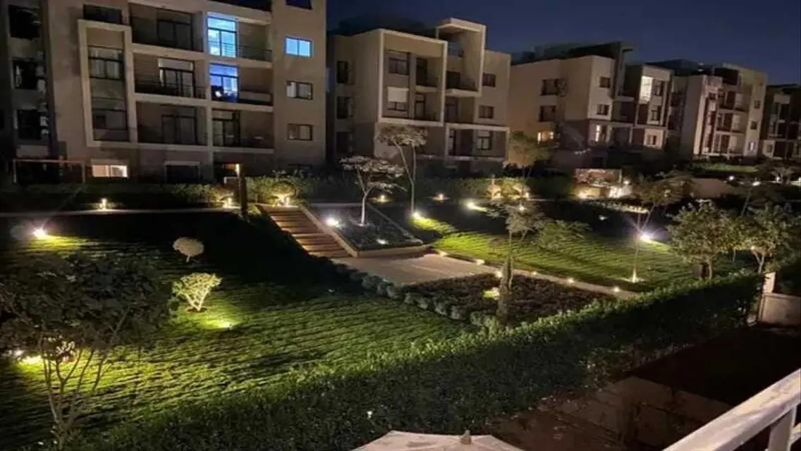 Nice Apartment for rent in Fifth Square Al Marasem