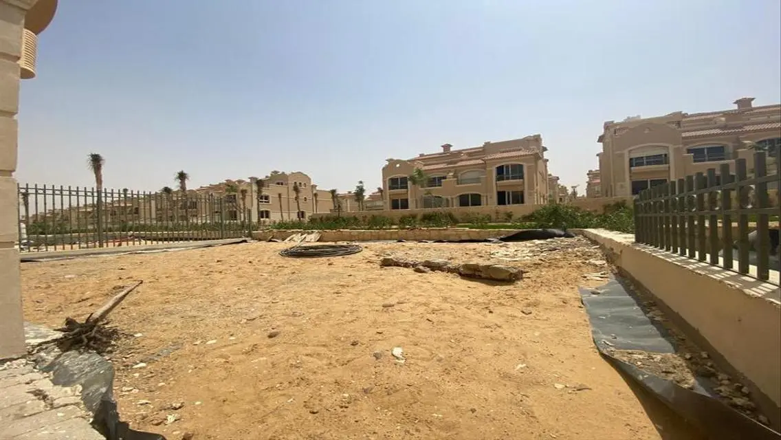 فيلا توين هاوس للبيع بكمبوند الباتيو اورو التجمع .