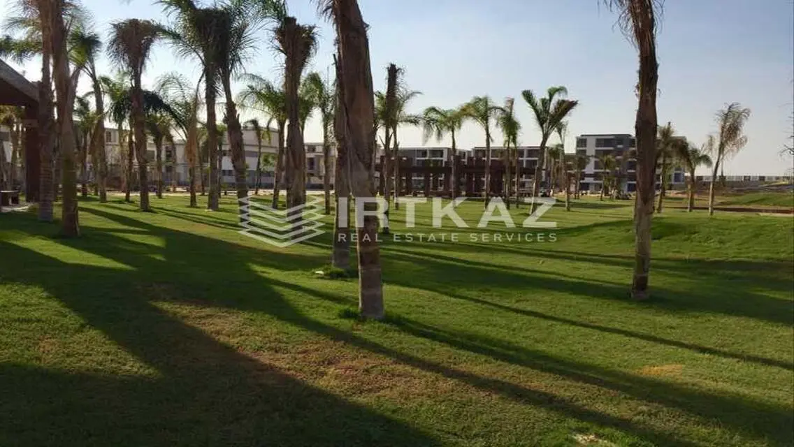 Luxury Villa for Sale with Lake View