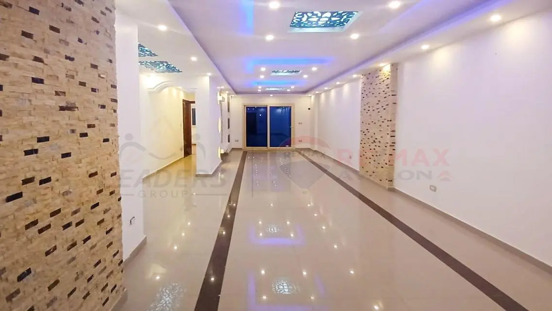 شقه للإيجار 160 م وابور المياه ( كمبوند البركه)