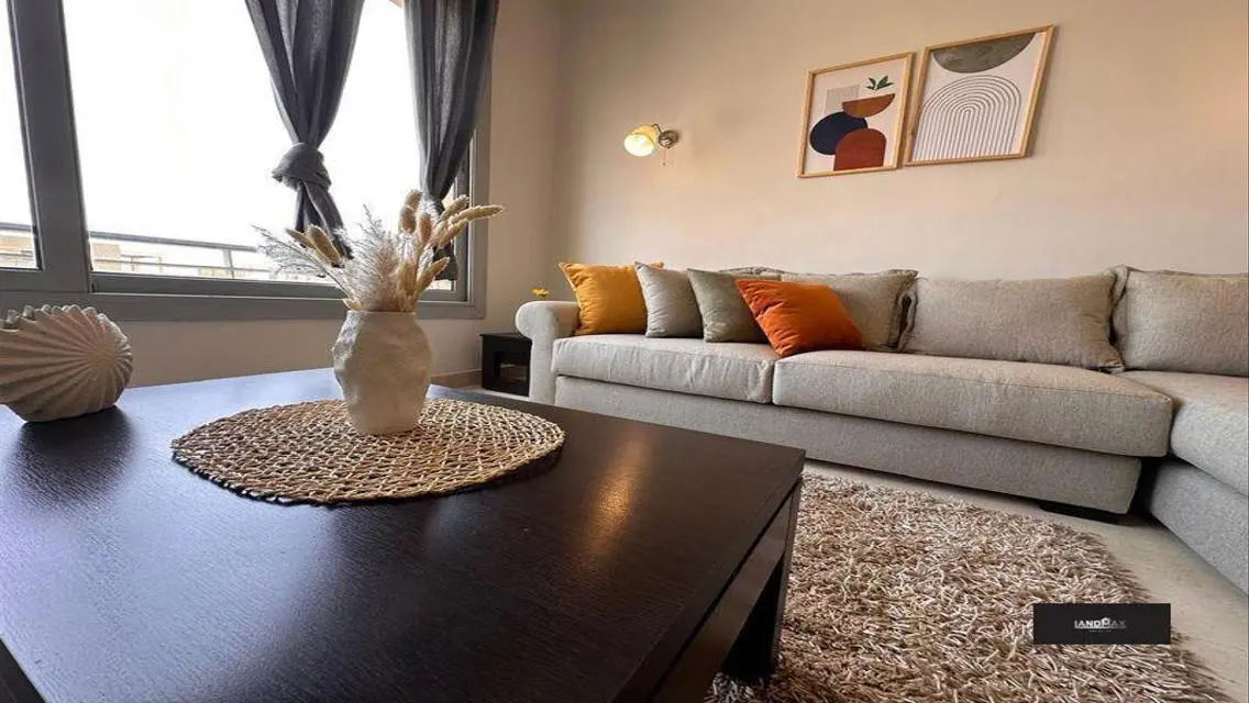 Rent Modern Studio in Palm Hills Village Gate