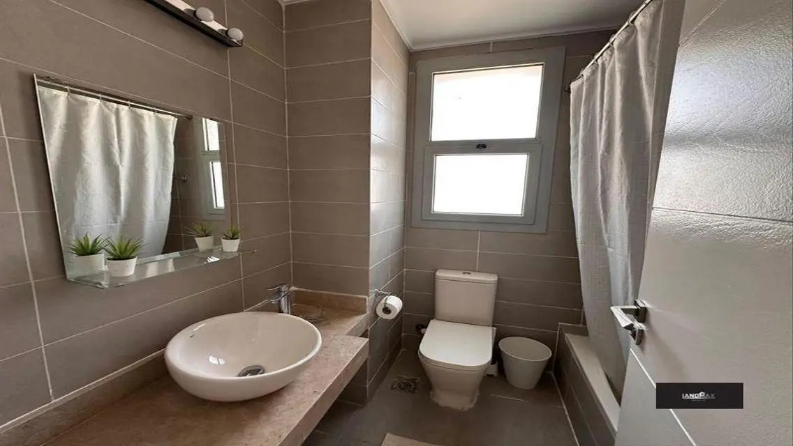 Rent Modern Studio in Palm Hills Village Gate
