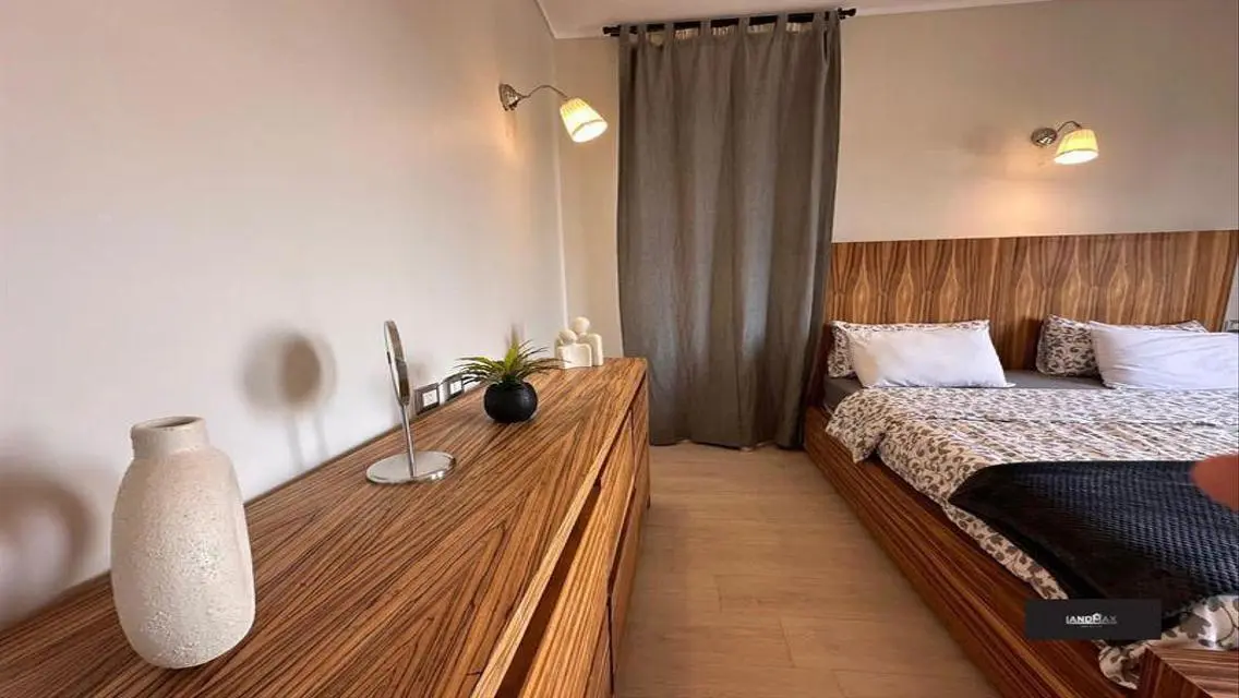 Rent Modern Studio in Palm Hills Village Gate