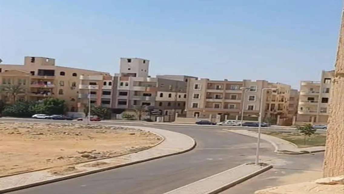 شقة بحرى فورى وقسط على 18 شهر بجوار المعادى فيو