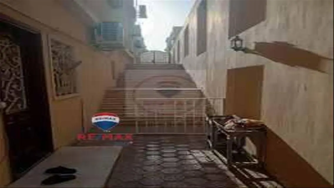 Must see, prime location, American kitchen