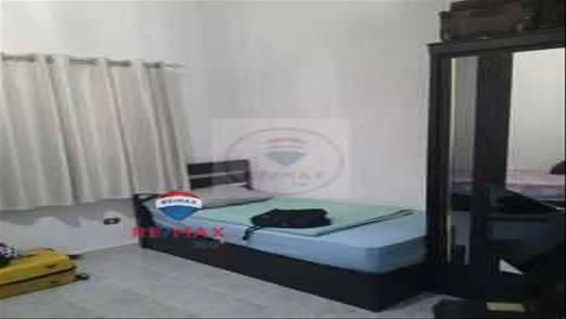 Must see, prime location, American kitchen