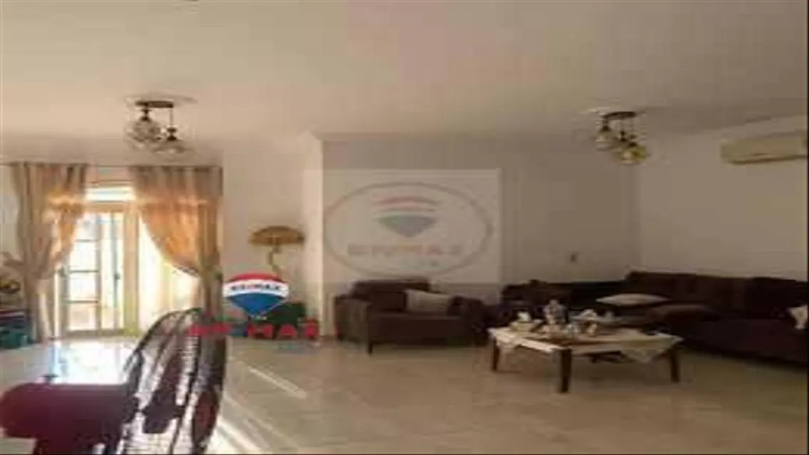 Must see, prime location, American kitchen