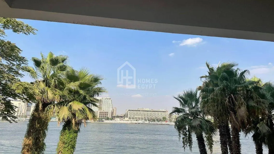 Historical Building/Well finished/Wide Nile View