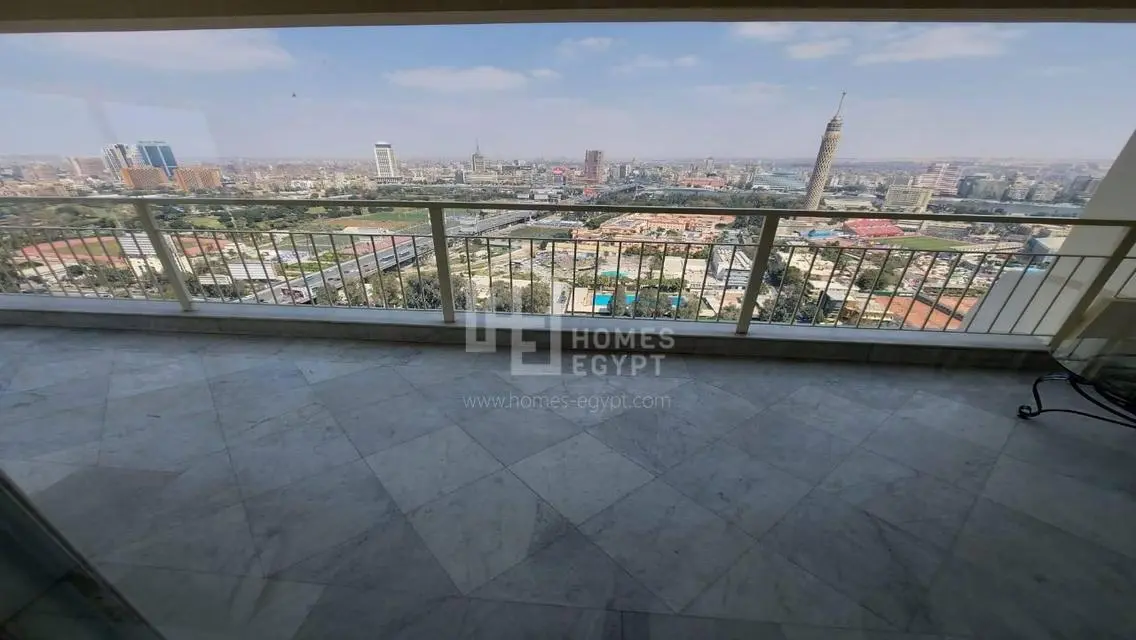 Stunning Nile and Cairo Tower View Apt in Dokki
