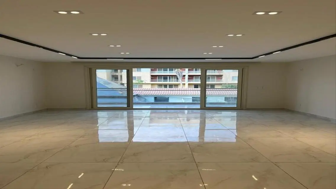Apartment for Rent in Promenade on swimming pool.