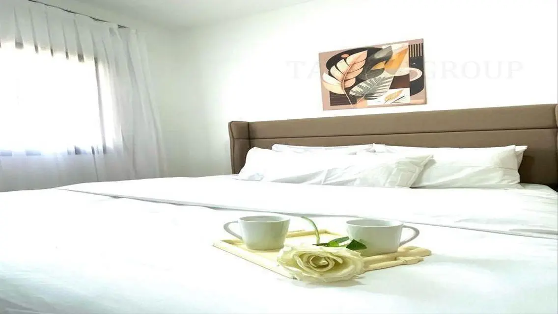 Villa in Lake View Dusit, furnished ultra modern