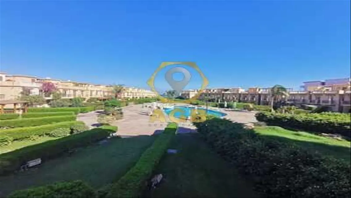 شاليه تحفة للبيع بالتقسيط في منتجع بالعين السخنة