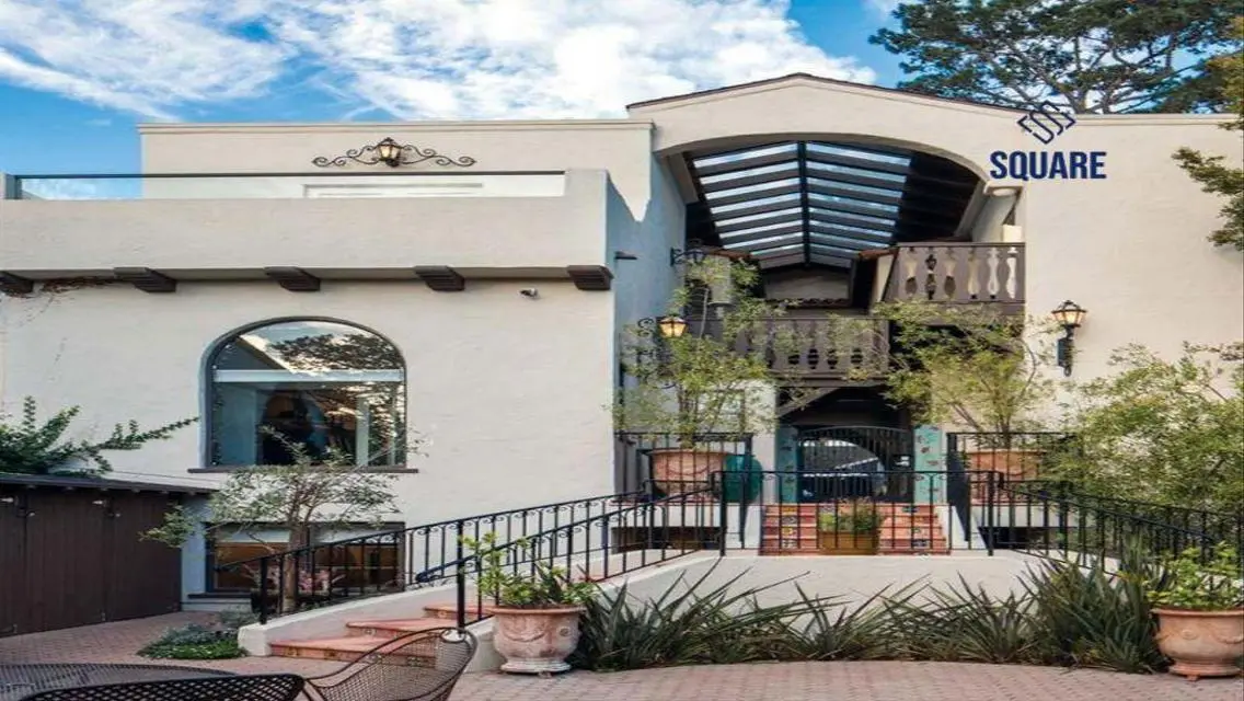 Resale Apartment Fully Finished Near Delivery