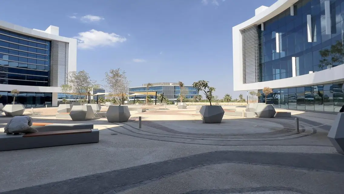 big offer ( office 75,000 per meter ) space 70