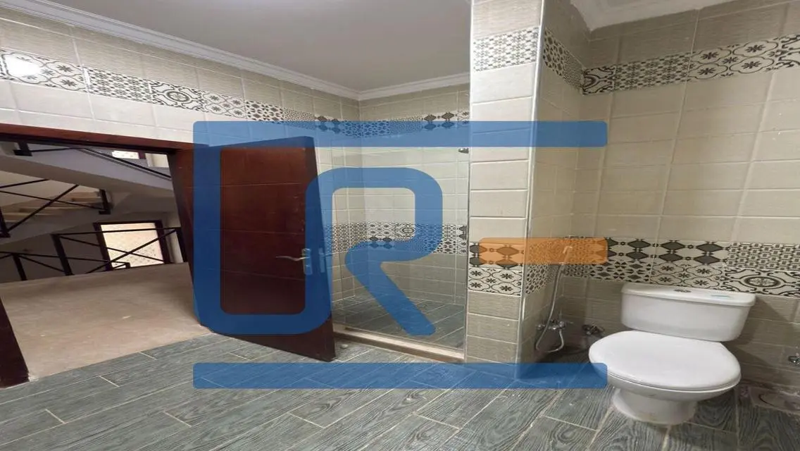 فيلا مستقلة للإيجار |في بالم هيلز وودفيل | اول سكن