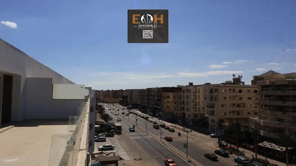 شقة فاخرة مع إطلالة على البحيرات