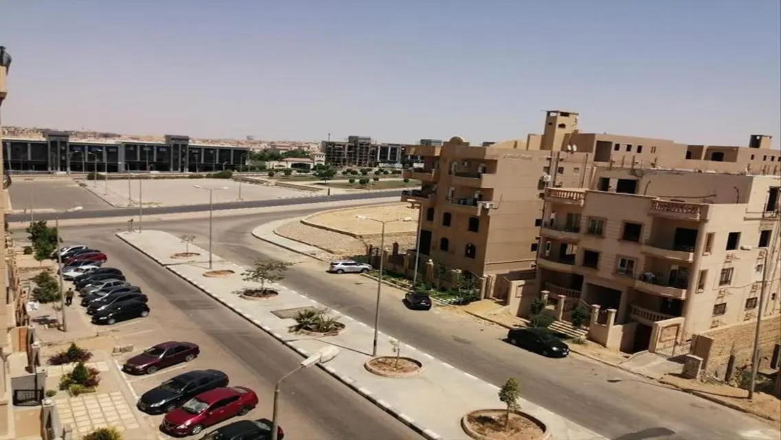 107م لقطة بجوار تيراس مول 3/4 تشطيب كاملة المرافق