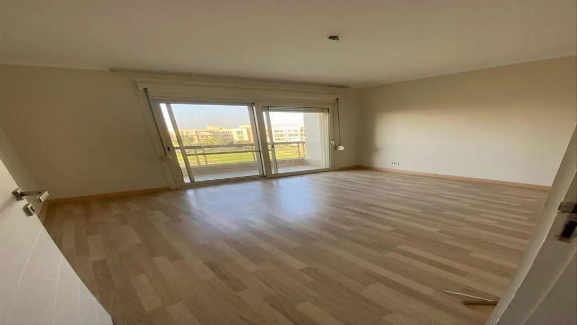 Apartment for Sale in New Giza Carnell Park