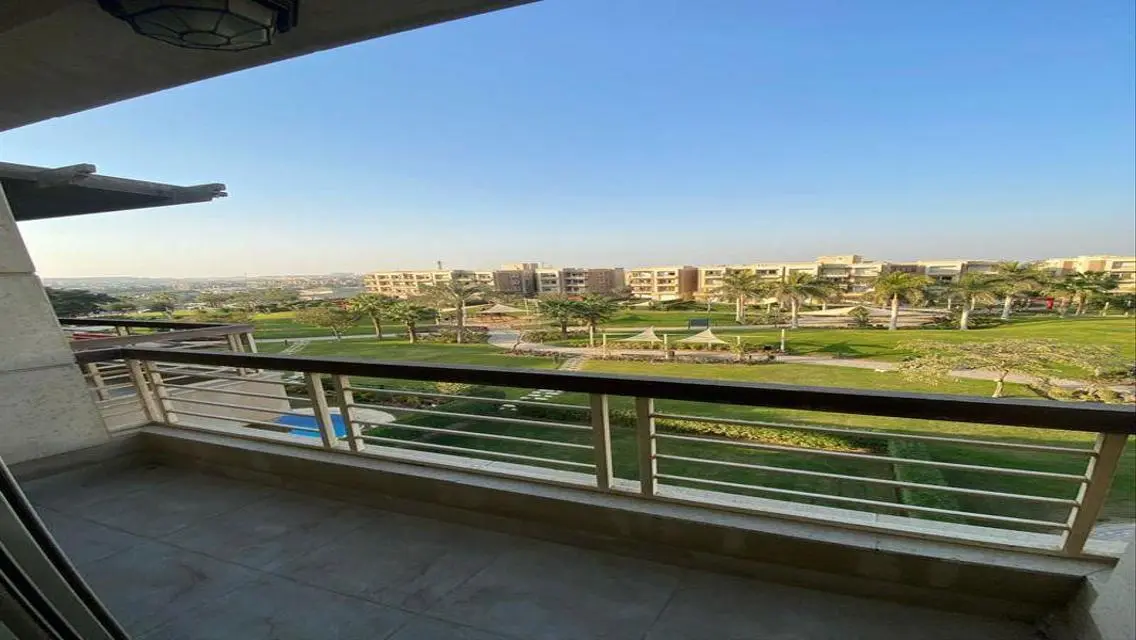 Apartment for Sale in New Giza Carnell Park