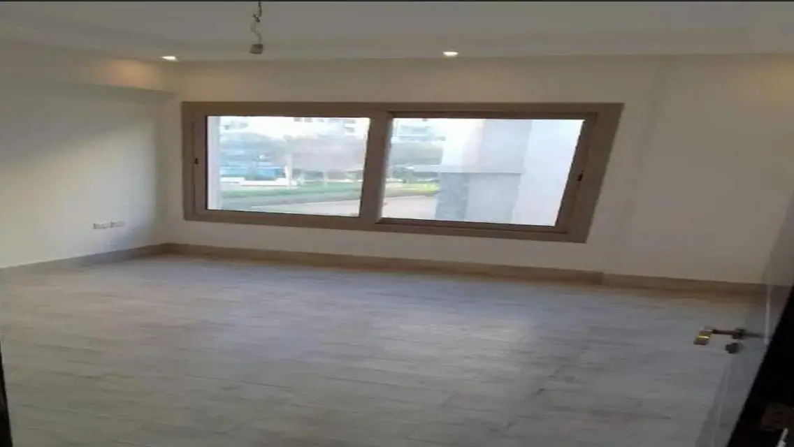 شقة لقطة  للإيجار في كمبوند جاليريا مون فالي