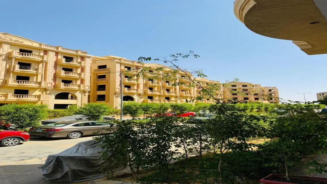 Ready to move apartment , minutes from Water Way