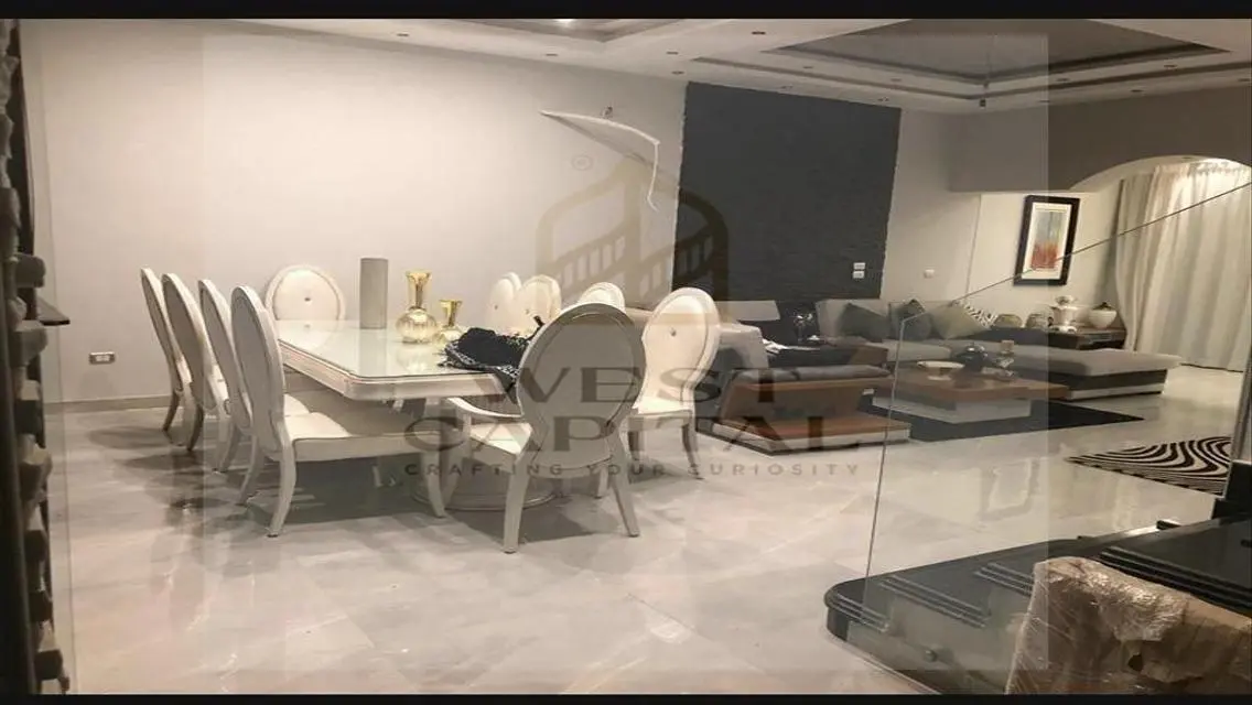Town house Fully finished for sale in RoyalMeadows