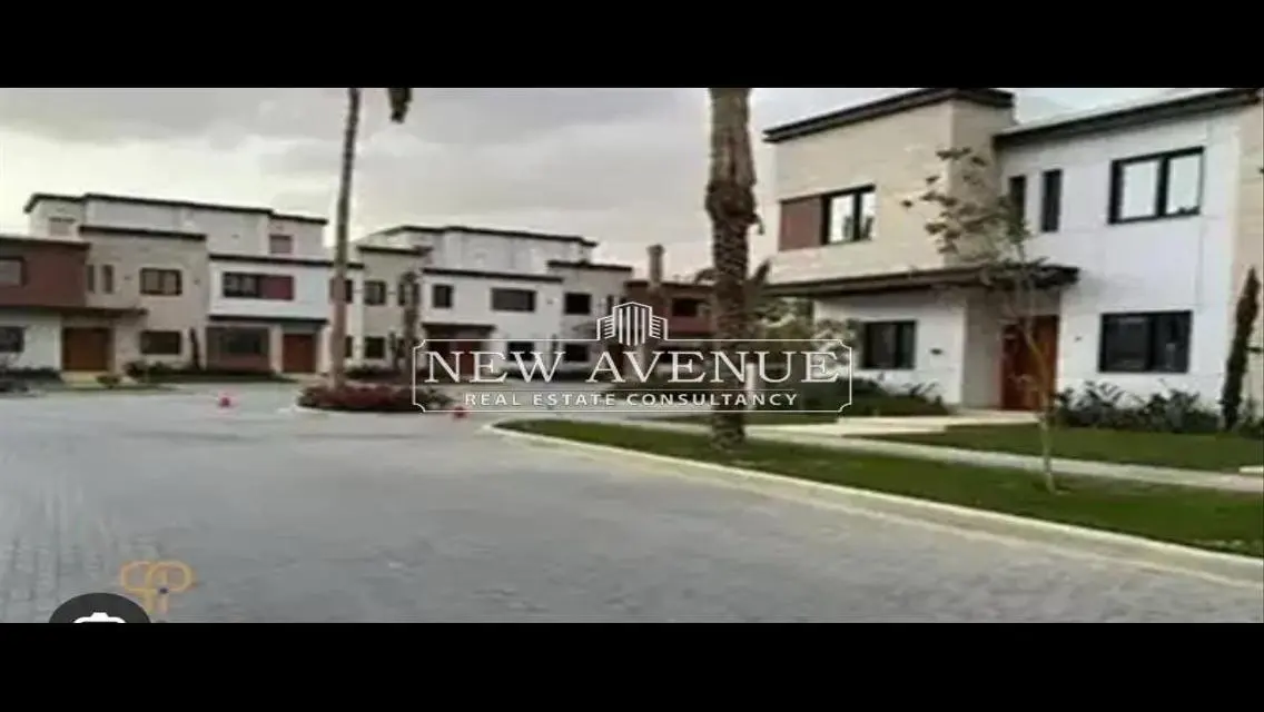 Semi finished 4 beds Townhouse middle in Azzar 2