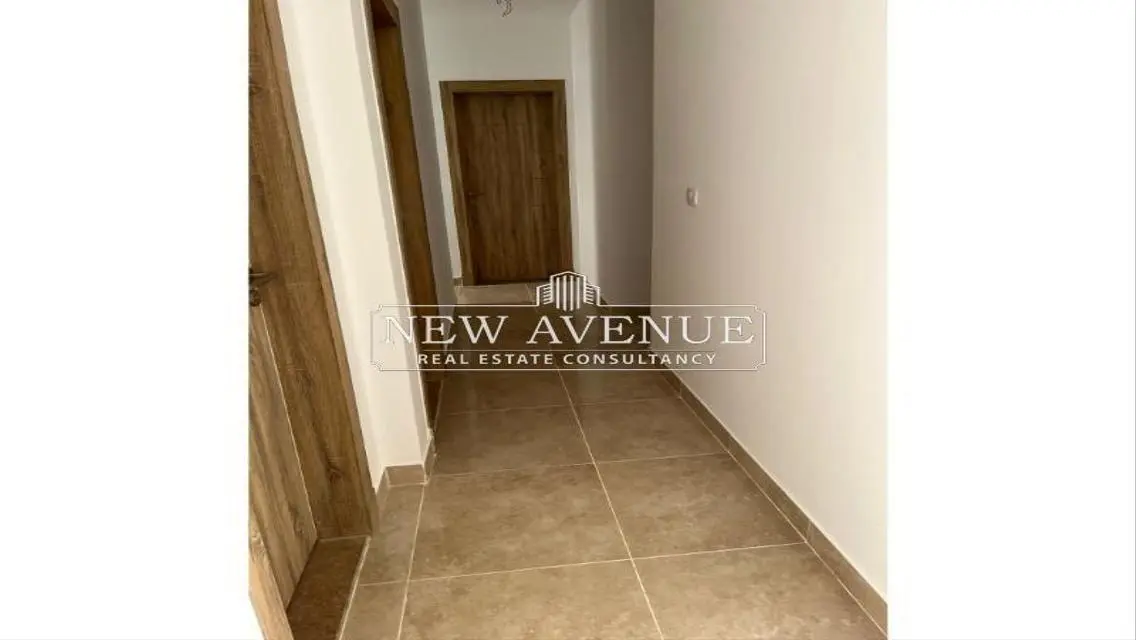 Penthouse Fully finished with Ac’s in Fifth Square