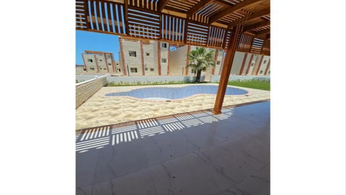 فيلا فاخرة مع حديقة خاصة ومسبح خاص