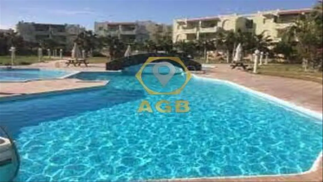 Row 5, direct sea view, 360m villa in Riviera Vill