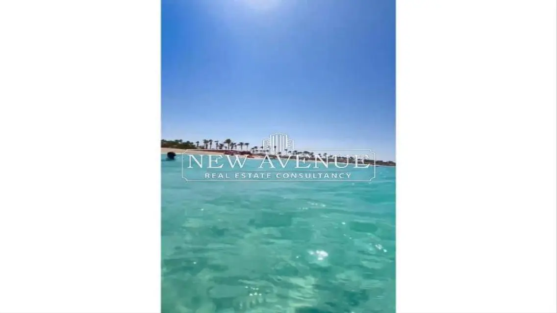 شاليه بنتهاوس متشطب بالكامل للبيع في كون