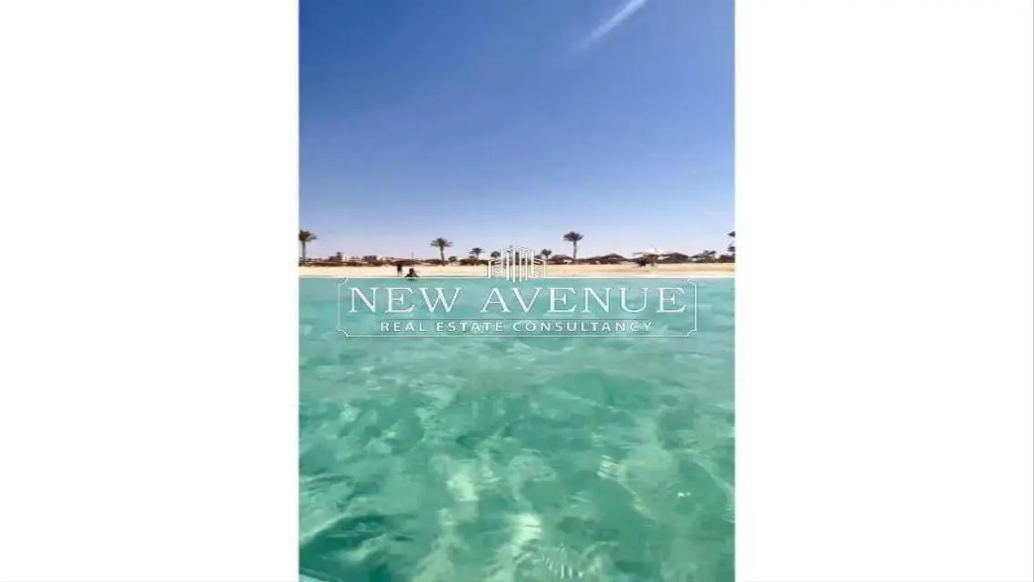 شاليه بنتهاوس متشطب بالكامل للبيع في كون