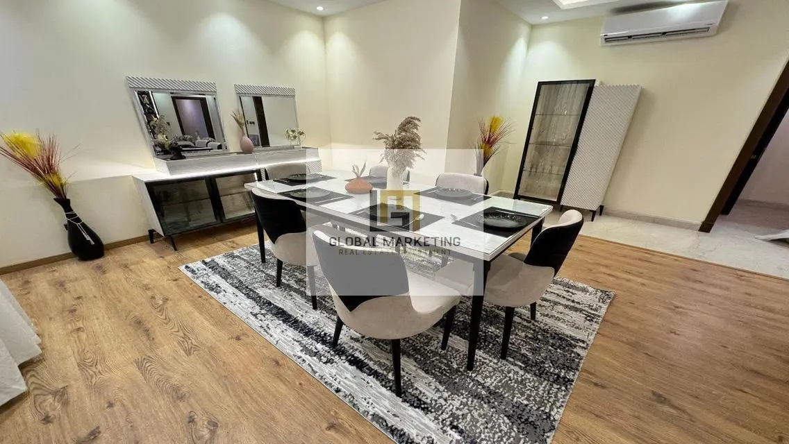 Furnished Apartment - Modern furniture -in Eastown
