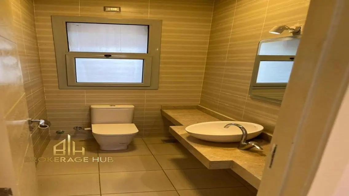 furnished Apartment 150m for rent in Village gate