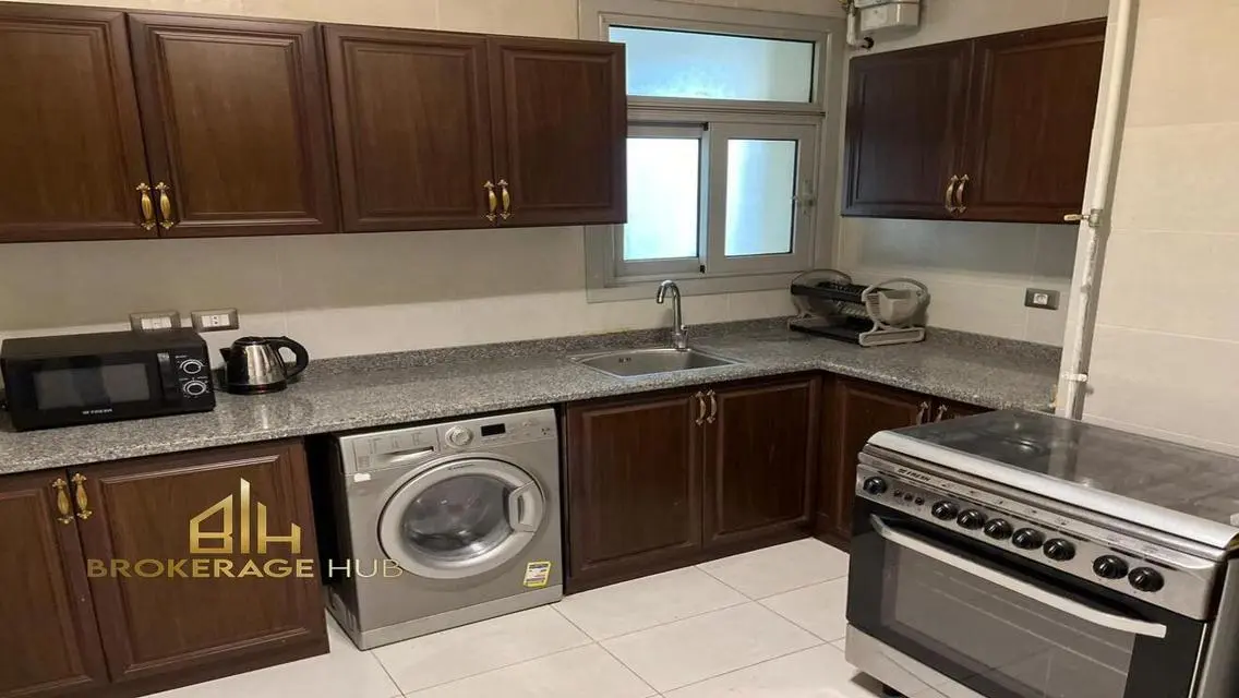 furnished Apartment 150m for rent in Village gate