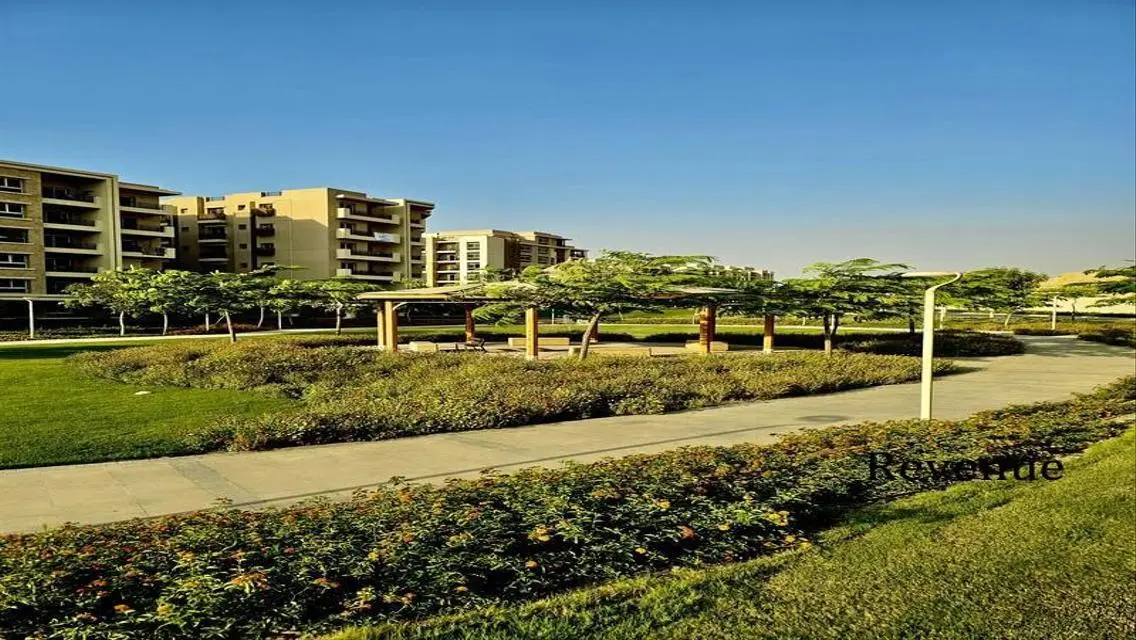 Luxury Living Awaits – Ready-to-Move Apartment