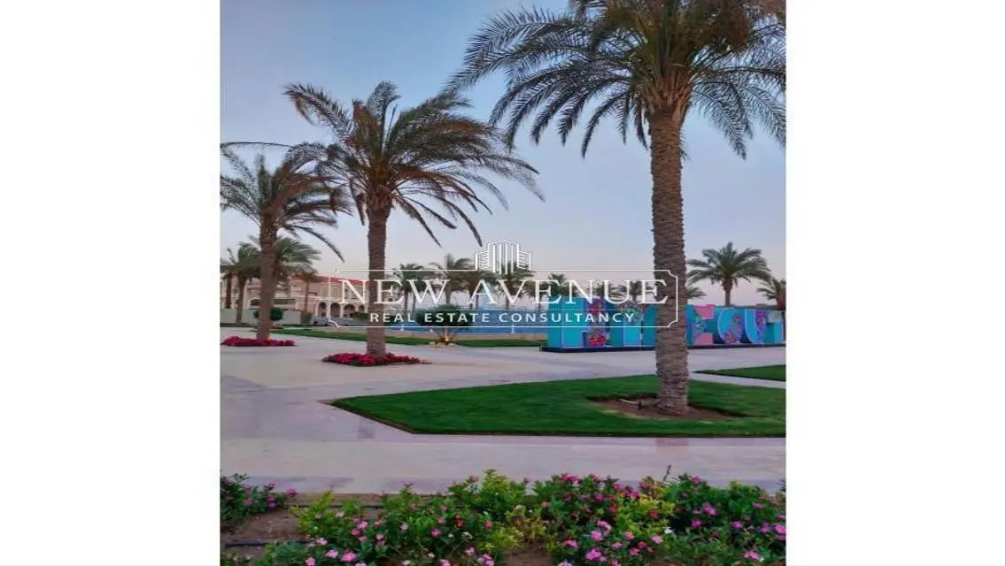 Twinhouse with Downpayment in Hydepark new cairo