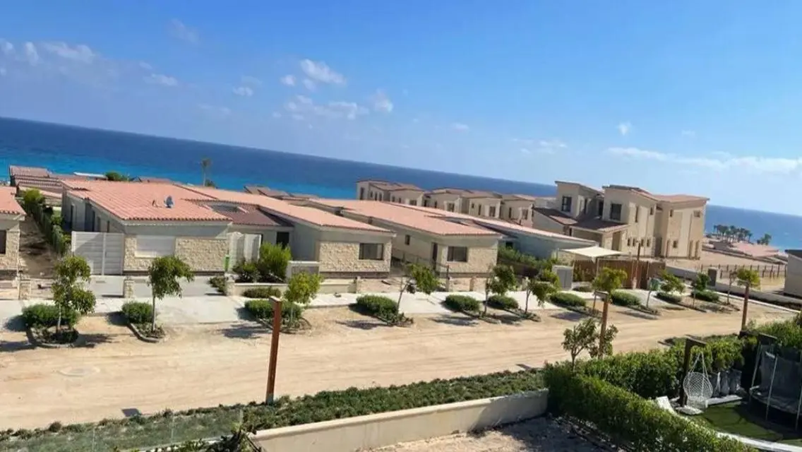 توين متشطب فيو البحر في سيزار سوديك بجوار لافيستا
