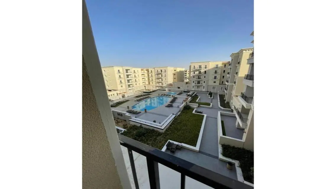 Apartment for rent in Mivida fully furnished 191 m