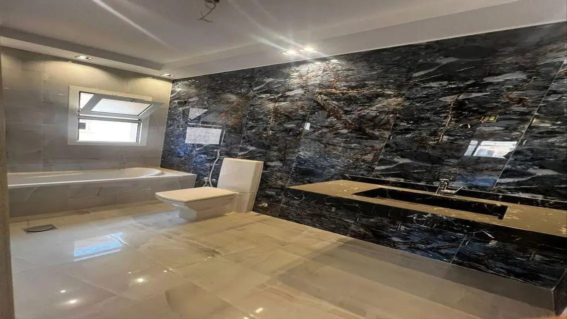 Villa for sale fully finished with kitchen and Acs