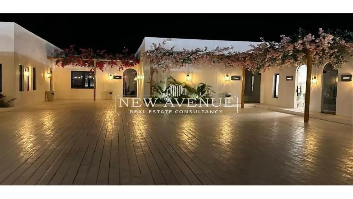 Townhouse with garden in Mountain view ras elhekma