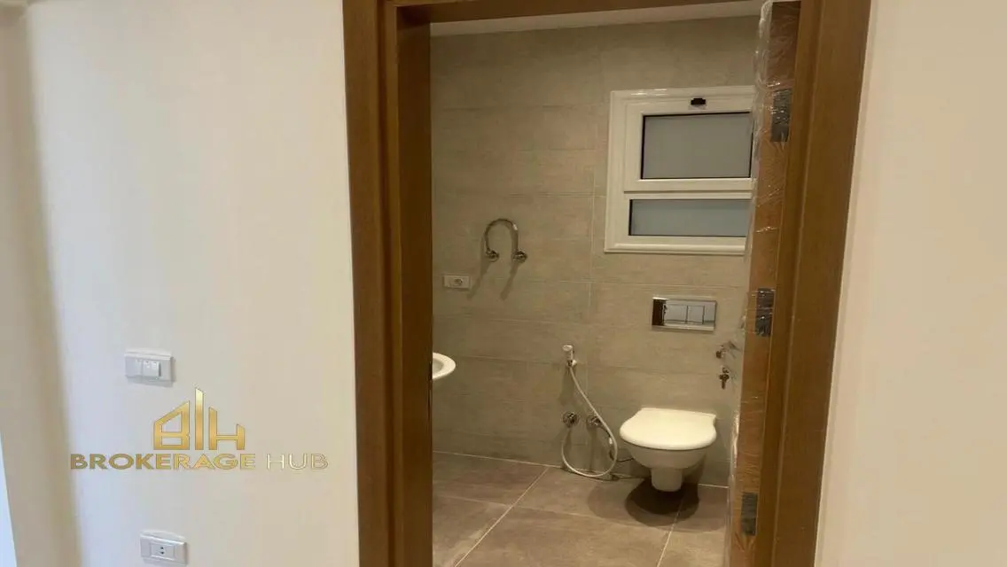Apartment 165 SQM for rent in mountain view I city