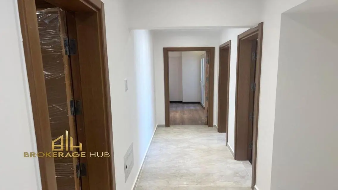 Apartment 165 SQM for rent in mountain view I city
