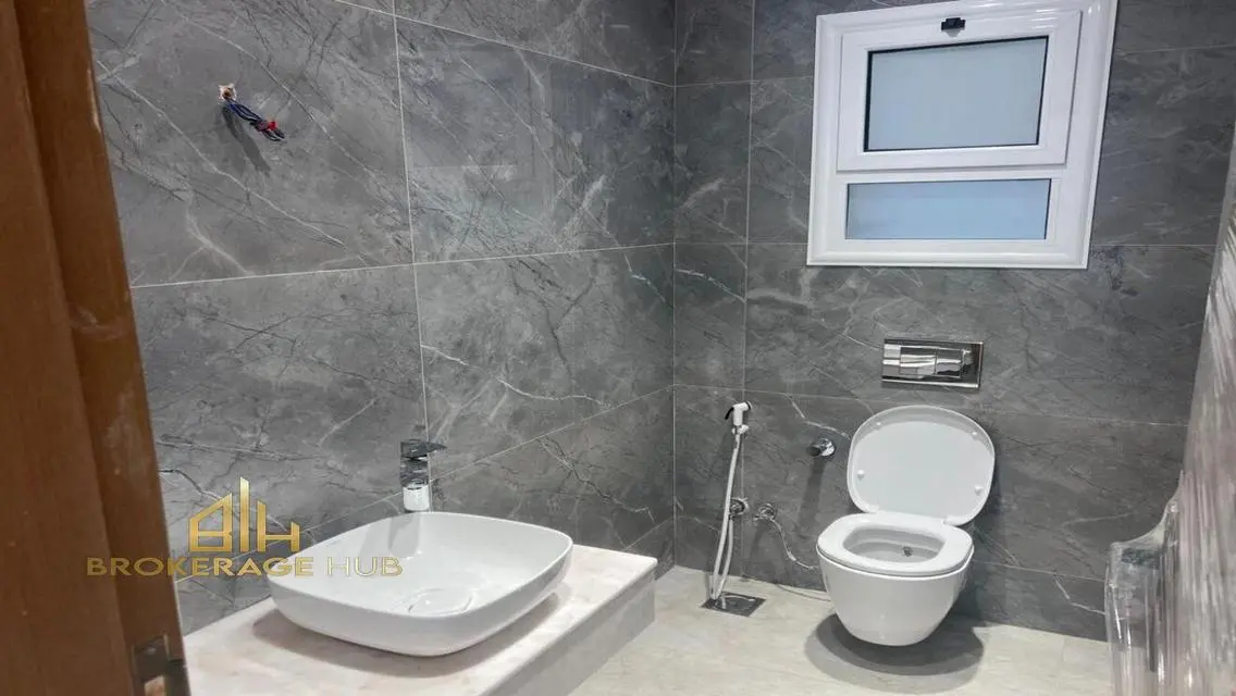Apartment 165 SQM for rent in mountain view I city