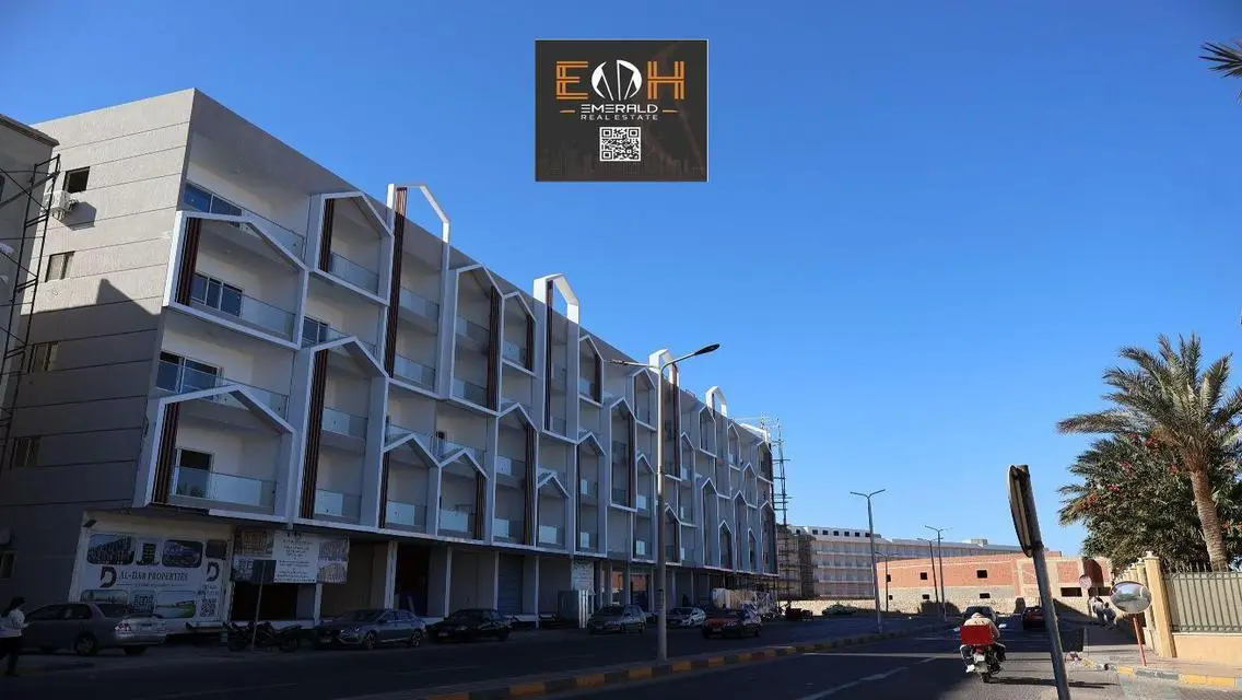 شقة فاخرة بمساحة واسعة وإطلالة ساحرة