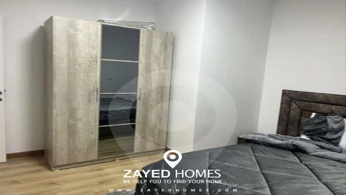 Furnished apartment for rent in Courtyard Beverly