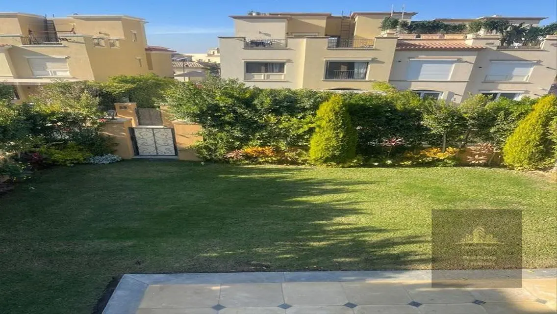 افضل فيلا تشطيبات خاصه للايجار كمبوند مفيدا