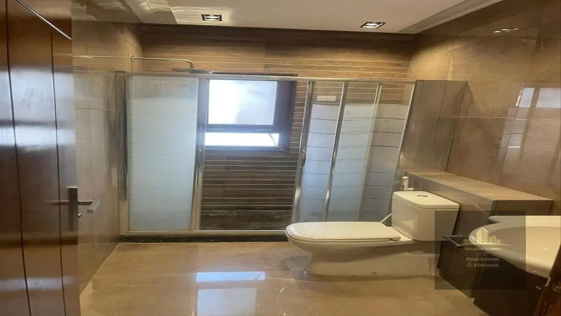 افضل فيلا تشطيبات خاصه للايجار كمبوند مفيدا